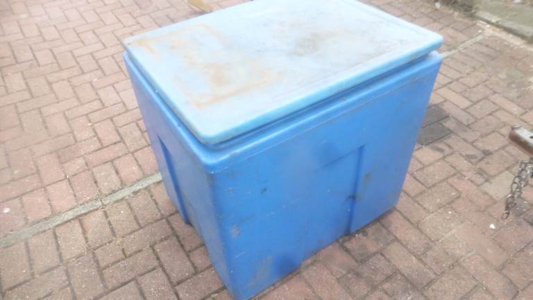 LARGE DRY STORAGE BOX/BIN