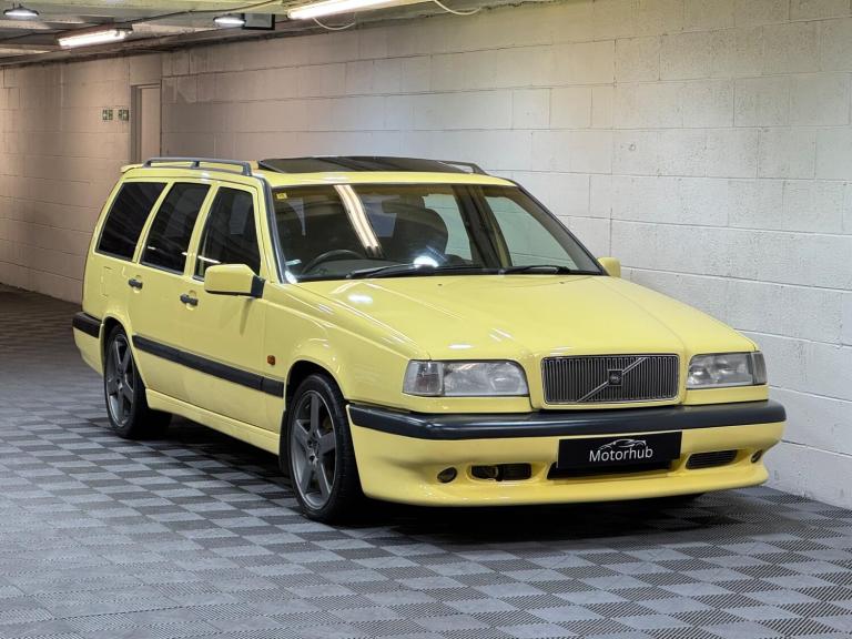  Volvo 850 2.3 T5-R Limited Edition Estate 5dr Petrol Automatic (240 bhp) Petrol Automatic