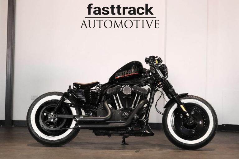 Harley Davidson FORTY EIGHT XL 1200 X 48 - 2014 - BOBBER  CUSTOM - VANCE & HINES