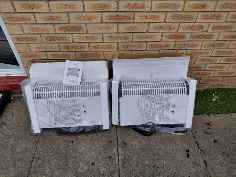 Pair of Newlec 2kW Convector Heaters – Brand New