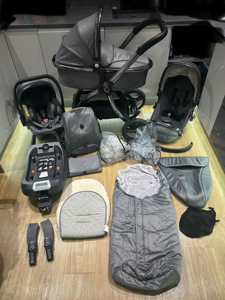 Jurassic Grey Egg2 / Egg 2 Luxury Pushchair With i-Size Car Seat / Isofix / Carrycot