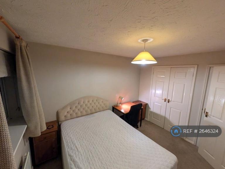 1 bedroom in Faulconbridge Way, Warwick, CV34 (#2646324)