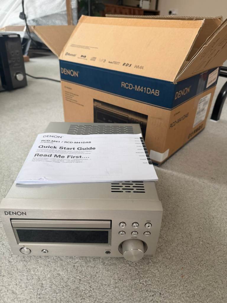 Denon RCB-M41DAB Hi fi system with box