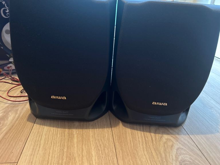 AIWA Speakers Twin Duct 3 Way Bass Reflex System SX-NV300  6ohms