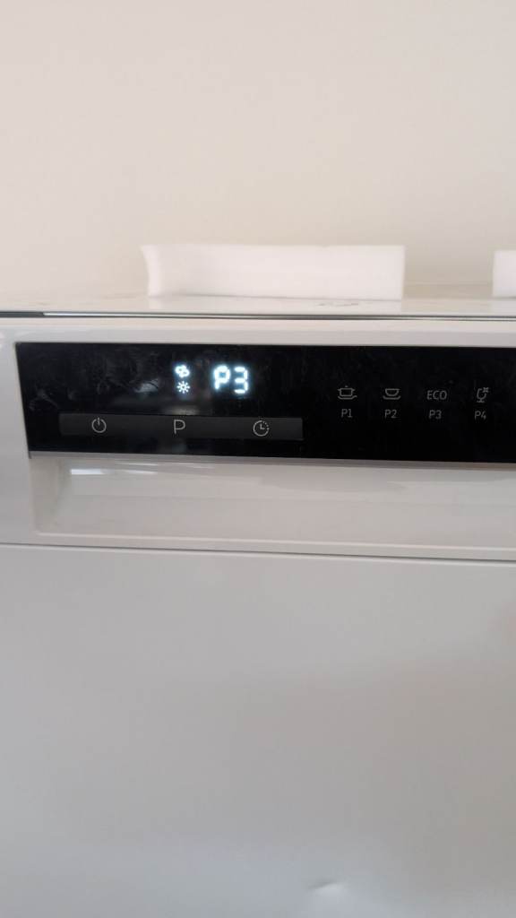 Spare or Repair electriQ XL Mini Table Top Dishwasher - White