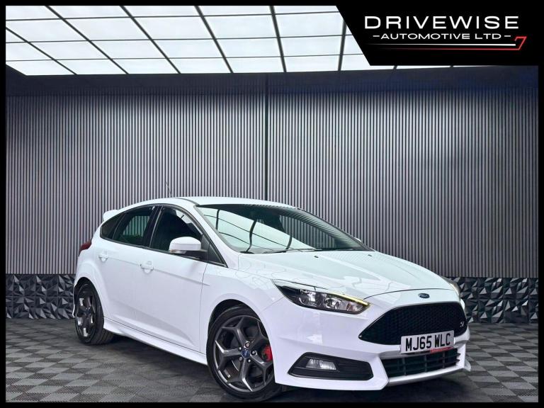 2015 Ford Focus 2.0 TDCi ST-2 Euro 6 (s/s) 5dr HATCHBACK Diesel Manual