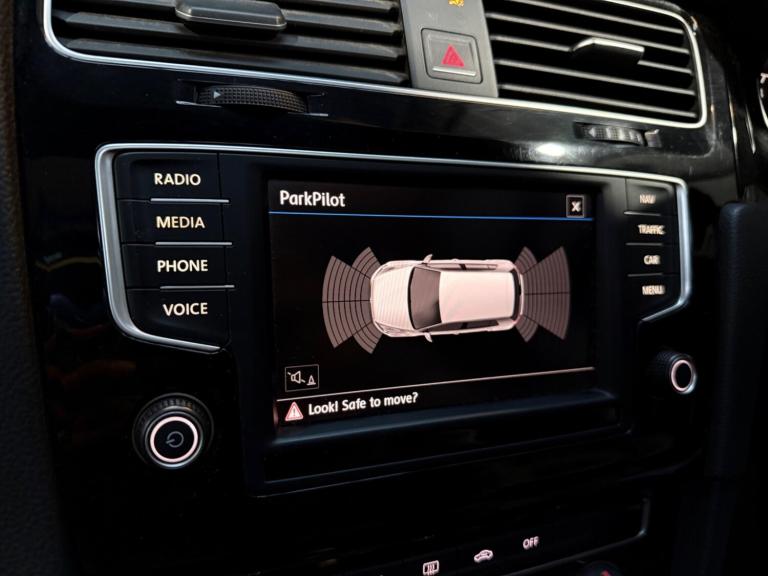 2017 Volkswagen Golf 2.0 TDI GT Edition 5dr DSG HATCHBACK DIESEL Automatic