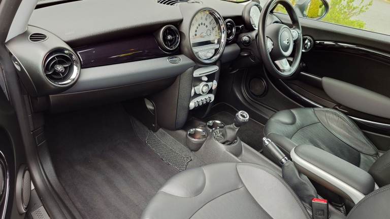 Mini, HATCHBACK, Hatchback, 2009, Manual, 1598 (cc), 3 doors