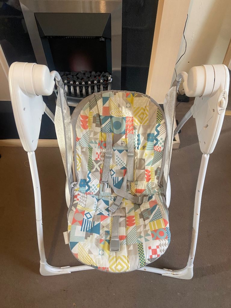 Graco Baby Swing – Multicoloured, Fair Used Condition