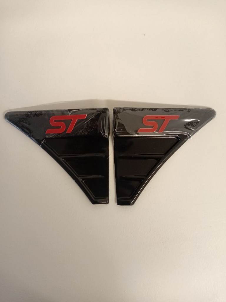 Ford fiesta wing vents