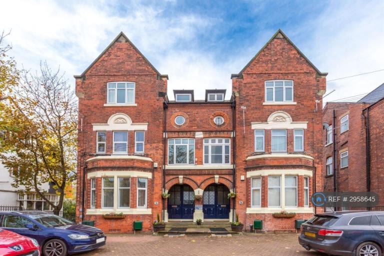 2 bedroom flat in Thorne Road, Doncaster, DN2 (2 bed) (#2958645)