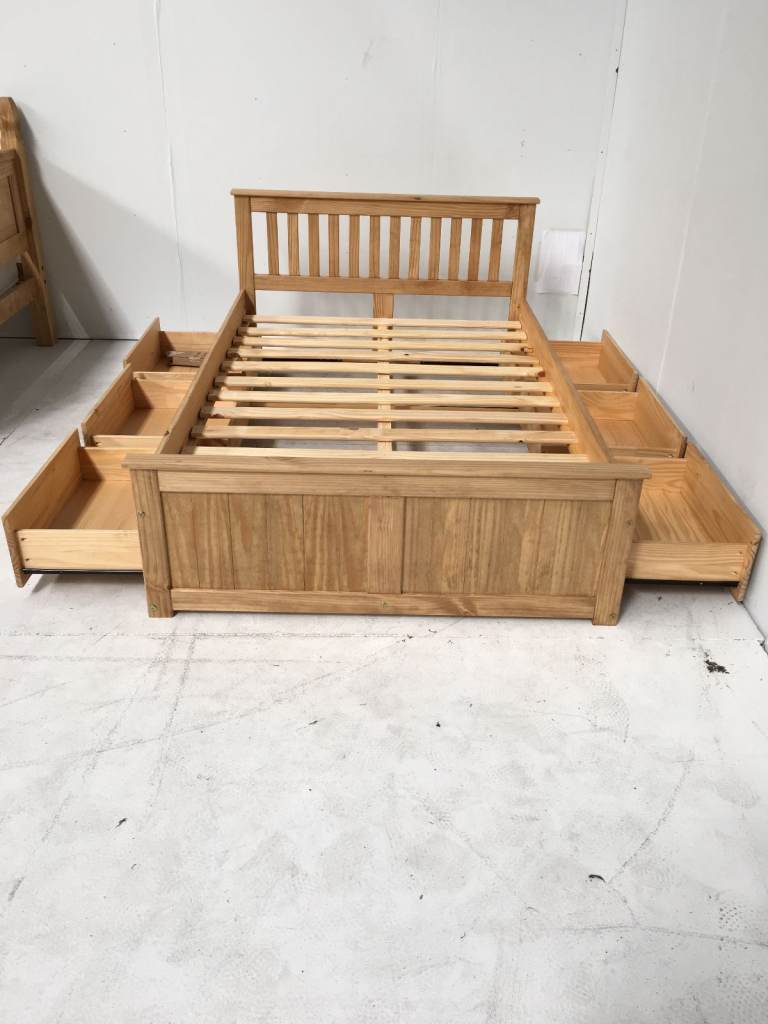 5FT King Size Waxed Pine Bed Frame With 6 Drawers