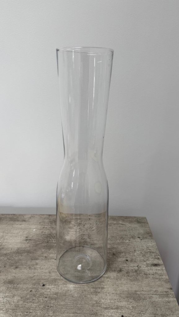 Tall Clear Glass Vase – As Good As New