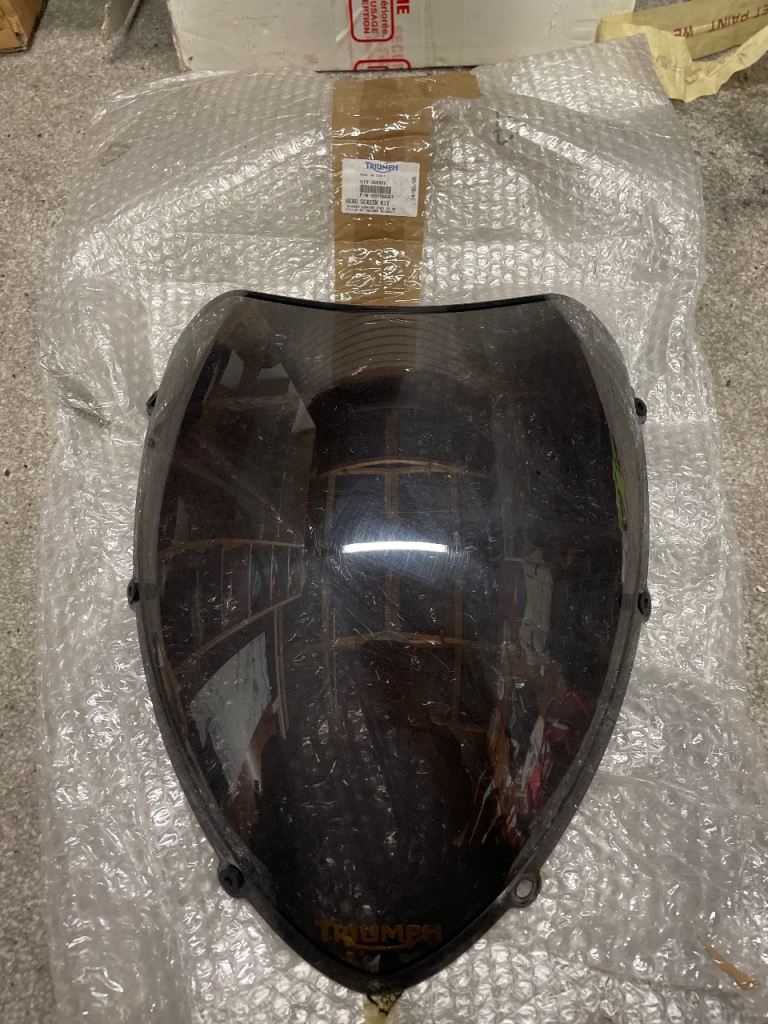 Genuine Triumph Aero Screen – Daytona 955i