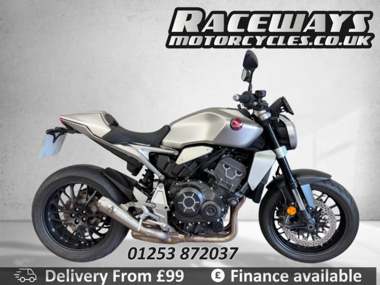 HONDA CB1000R 2022 22 REG 5,563 MILES SILVER USED MOTORCYCLE 998CC