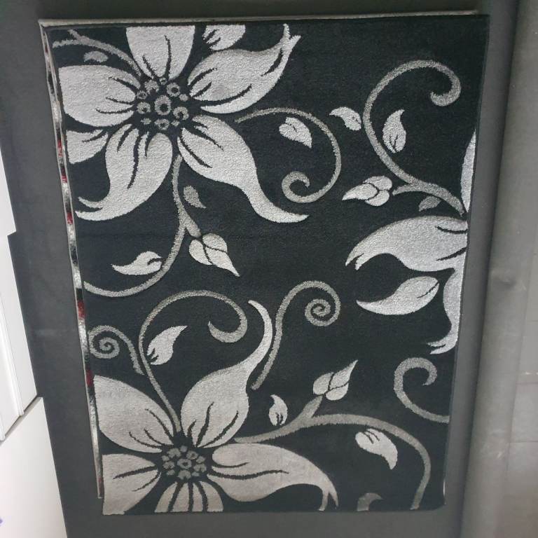 Rug - Glamour 700 - Black / Dark Grey/ Grey - 120cm x 60cm - RRP £37.99 - £25 - SE6 or W4