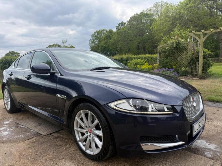 JAGUAR XF 3.0d V6 Premium Luxury Auto Euro 5 (s/s) 4dr 2013