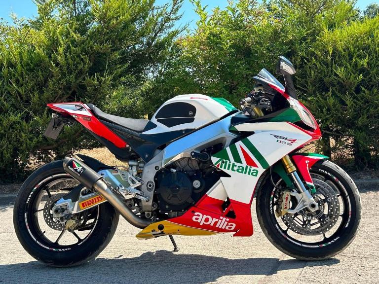 2011 APRILIA RSV 4 R A-PRC Super Sports 14965 MILES
