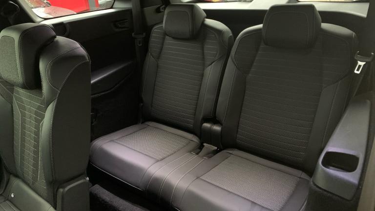 2025 Peugeot 5008 1.2 HYBRID GT SUV 5dr Petrol Hybrid e-DSC6 Euro 6 (s/s) (136 ps) SUV Hybrid Aut...