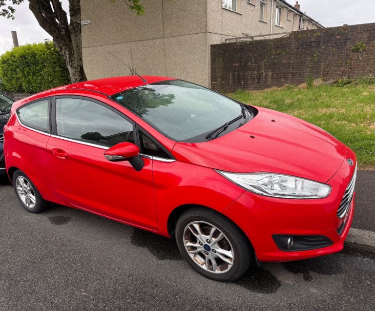 Ford, FIESTA, Hatchback, 2015, Manual, 1241 (cc), 3 doors