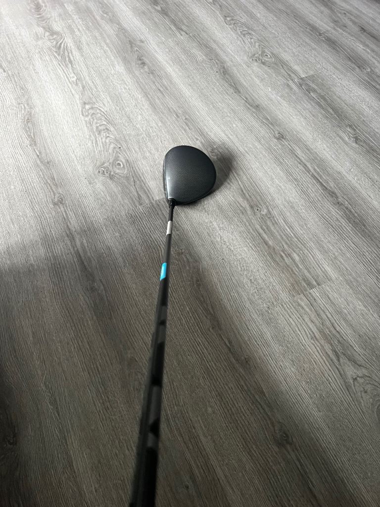 Taylormade qi35 max driver 