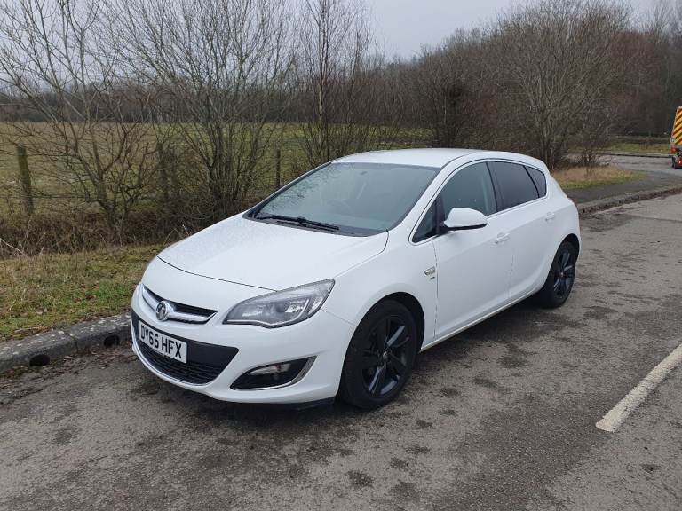 Vauxhall, ASTRA, Hatchback, 2015, Manual, 1598 (cc), 5 doors