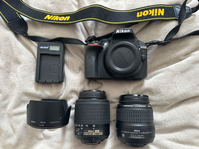 Nikon D3300 DSLR Camera Bundle + 2 Lenses + Bag