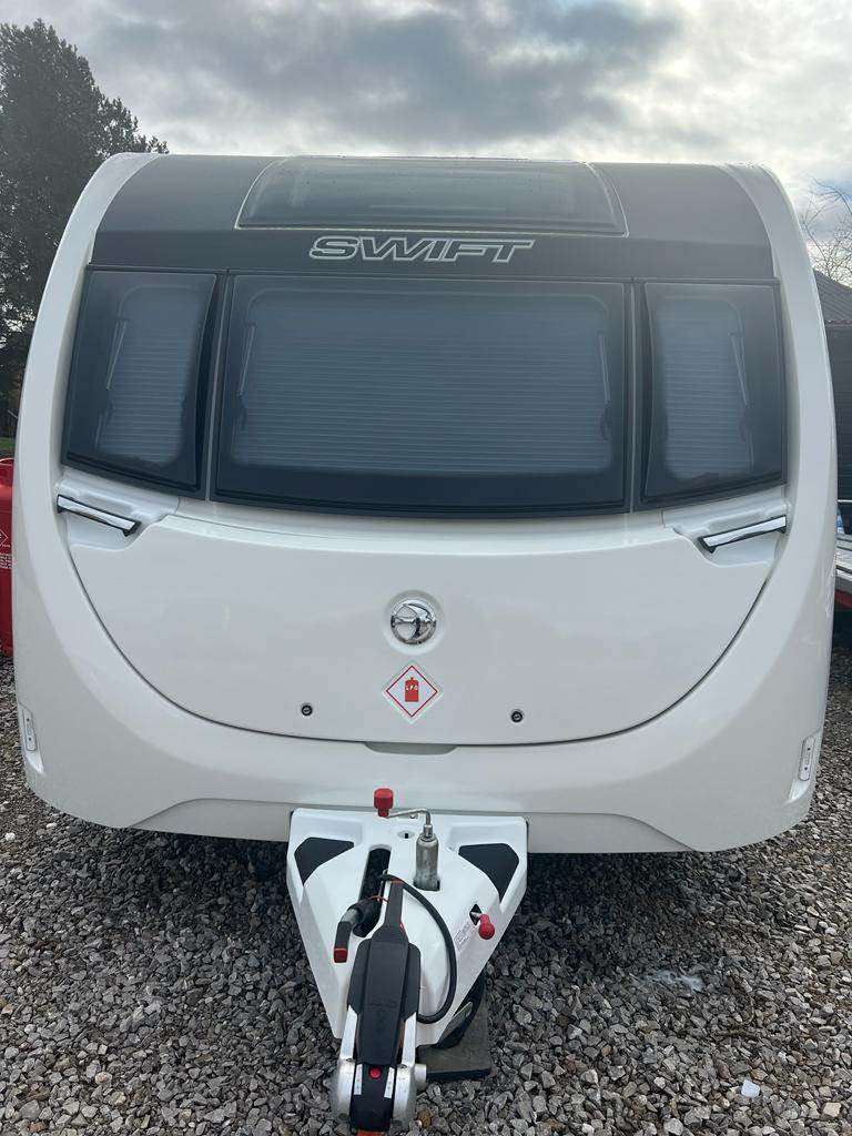 Swift Aventura SQ6 DB 