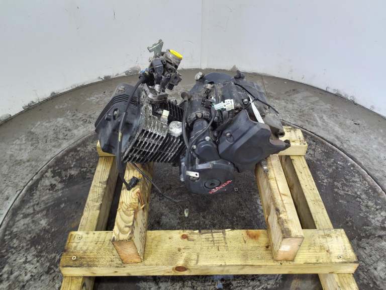 Honda Cb 125 Motorcycle Engine 2015 1l Petrol