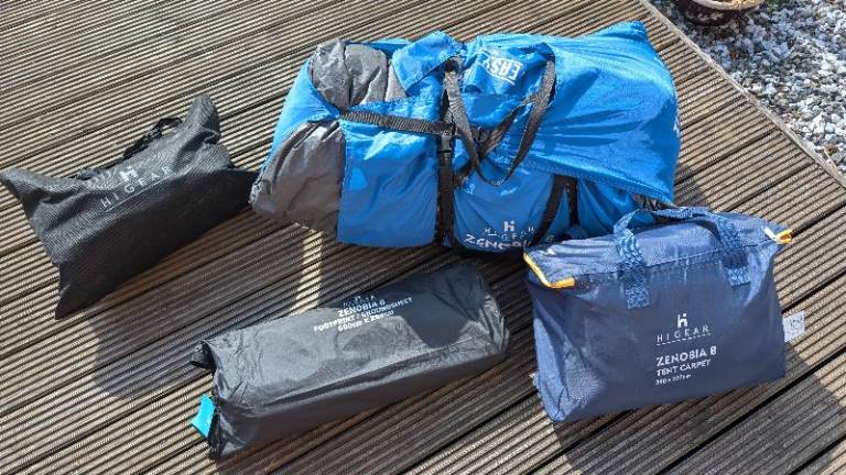 Hi-Gear Zenobia 8 Person Tent, footprint & Carpet - Blue, Good Condition