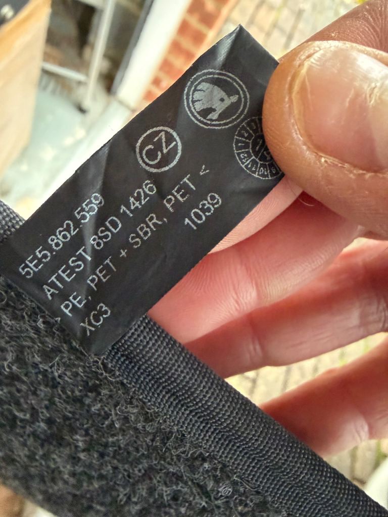 Skoda octavia bootliner