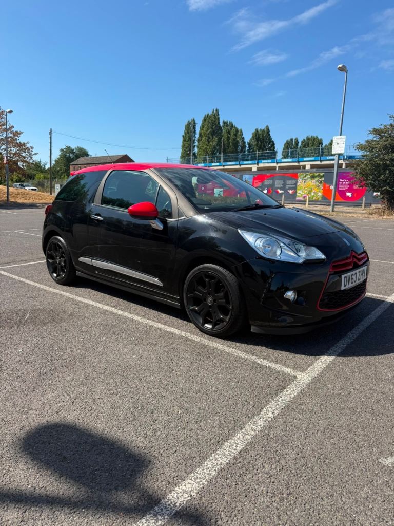 Citroen, DS3, Hatchback, 2013, Manual, 1560 (cc), 3 doors
