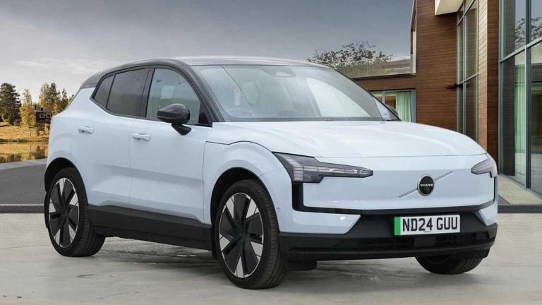 2024 Volvo EX30 Ultra, Single Motor Extended Range, Electric ESTATE Electric Automatic
