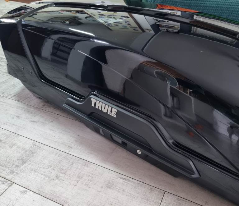 Roof box Thule motion XT M