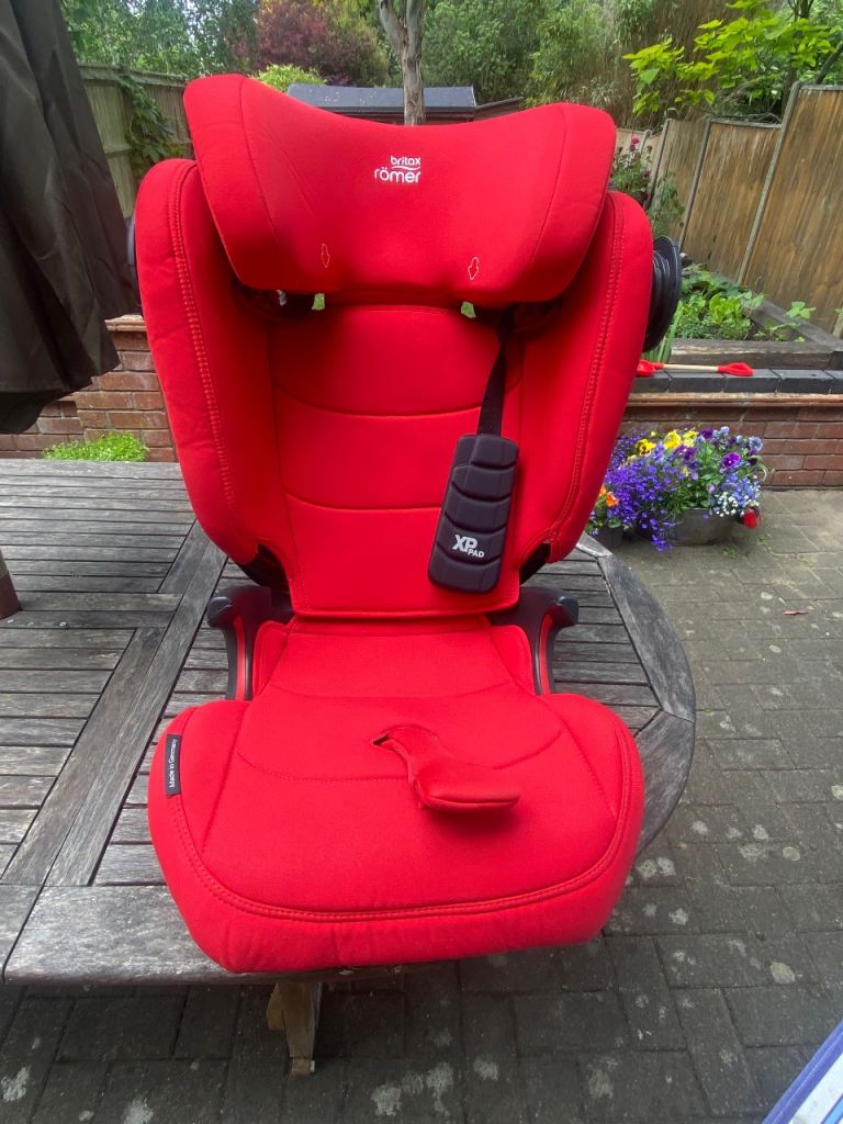 Britax Römer KIDFIX III S Car Seat RED 15-36kg 4-12 Years 