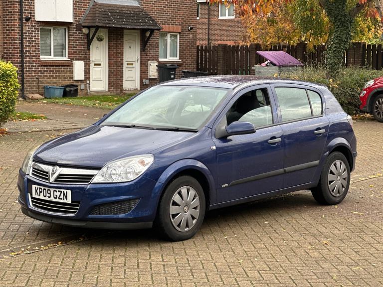 2009 Vauxhall Astra Life Automatic 1.8L 46,000 Miles Full Service History 1YR NEW MOT ONLY 1 OWNER