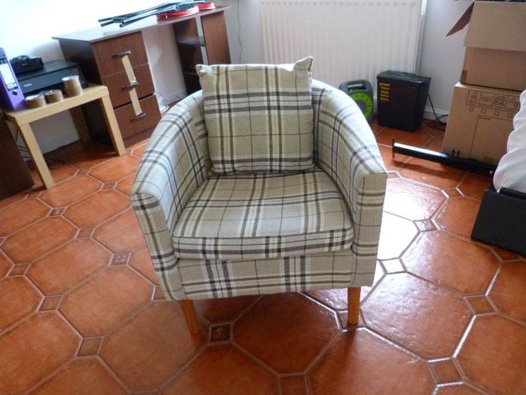 bedroom chair