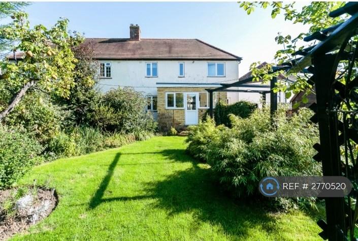 1 bedroom in Durham Close, Guildford, GU2 (#2770520)