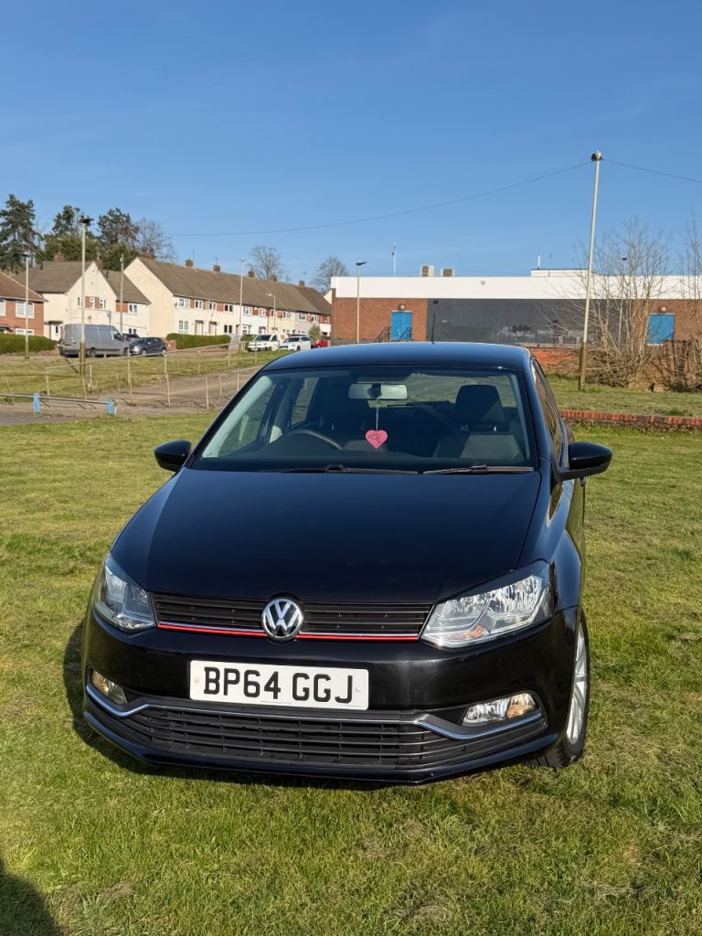 Volkswagen Polo SE BlueMotion Tech 1.2 TSI Manual £20 road tax Start stop mobile connection