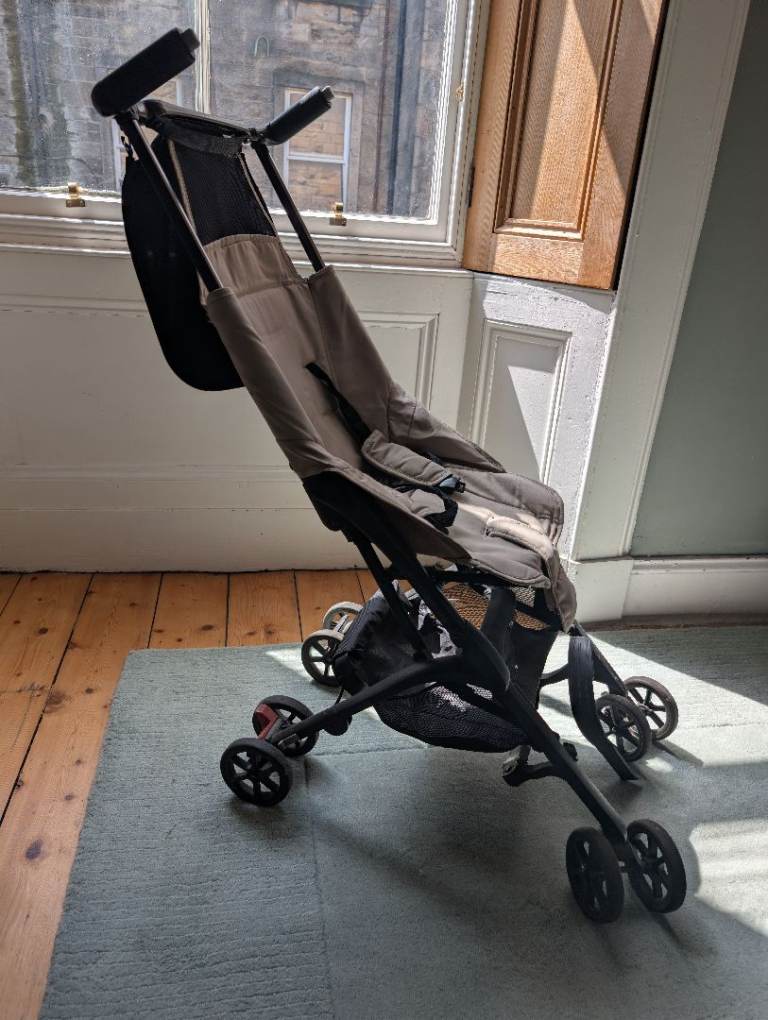FREE Mothercare XSS Stroller (Broken Footrest, Collection Only)