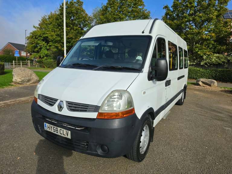 RENAULT MASTER 2.5 DCI 120 MINI BUS 15 SEATS GENUINE LOW MILES 28K NO VAT