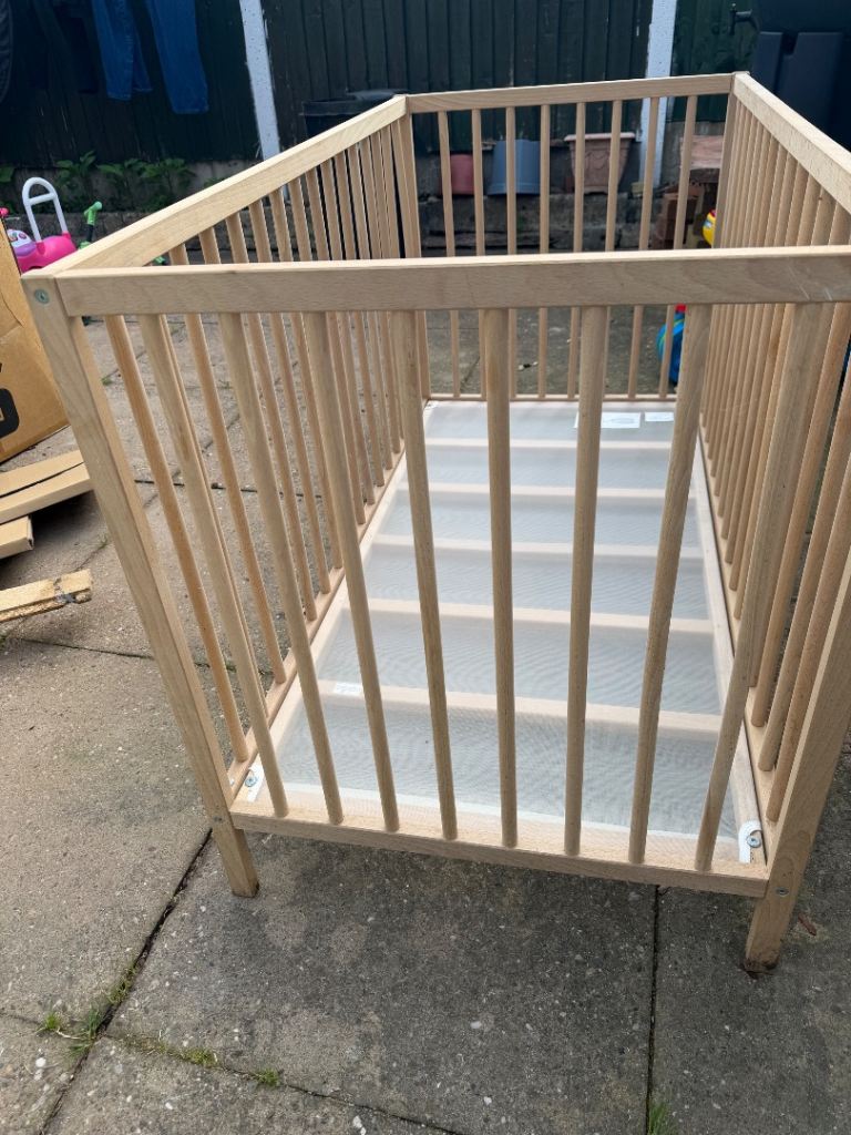 Dog bed and mattress 
