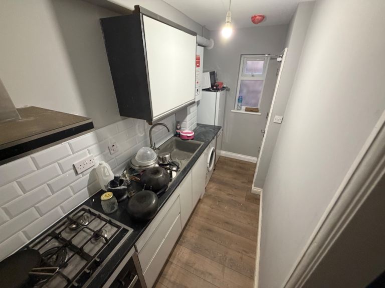 2 Bedroom House to Rent – Gidea Park (Romford / Hornchurch)