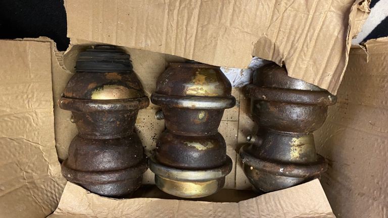 Hydro gas suspension spheres