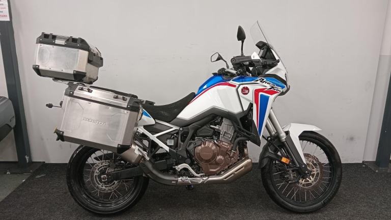 HONDA CRF1100L AFRICA TWIN ** READY TO GO - FULL LUGGAGE - SC PROJECT EXHAUST  *