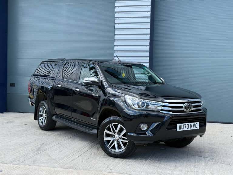 2020 [70] TOYOTA HILUX 2.4 DIESEL D-4D INVINCIBLE DOUBLE CAB MANUAL NEW SHAPE