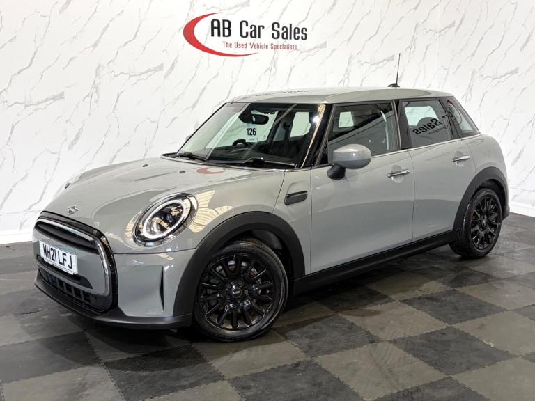 2021 MINI Hatch 1.5 One Classic Euro 6 (s/s) 5dr HATCHBACK Petrol Manual