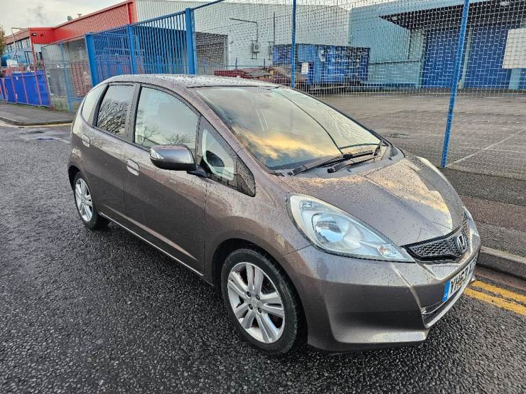 HONDA JAZZ 1.3 ES VTEC 5 DOOR LONG MOT CHEAP RUNNER GREAT CONDITION 