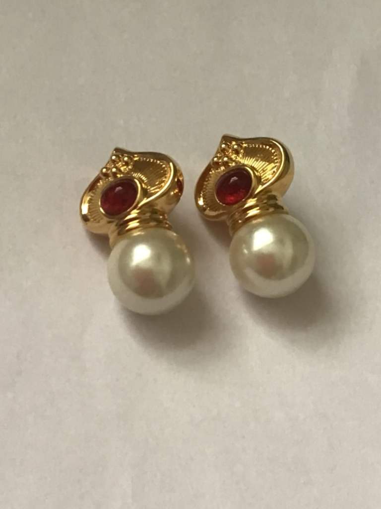 Vintage Earrings 