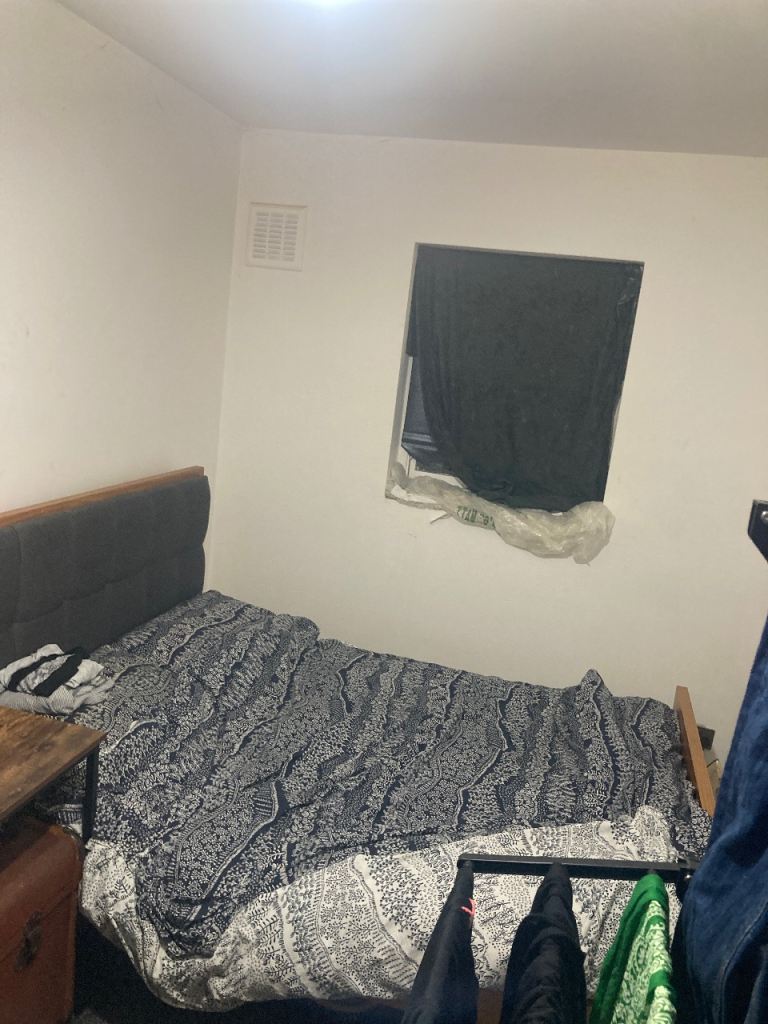 Flat to rent 